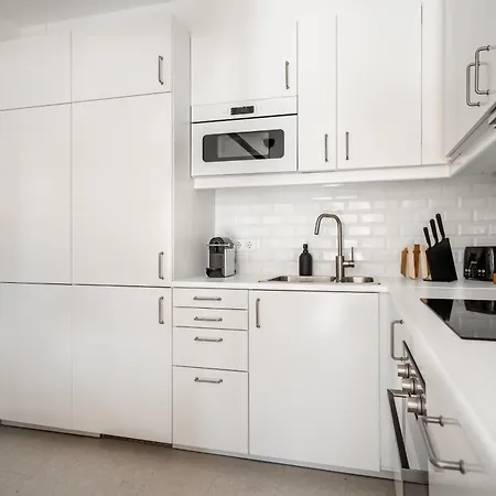 Lovely 2 Bedroom In The Heart Of Lisbon