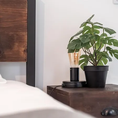 Apartamento Lovely 2 Bedroom In The Heart Of *