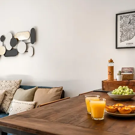 Lovely 2 Bedroom In The Heart Of Lisbon